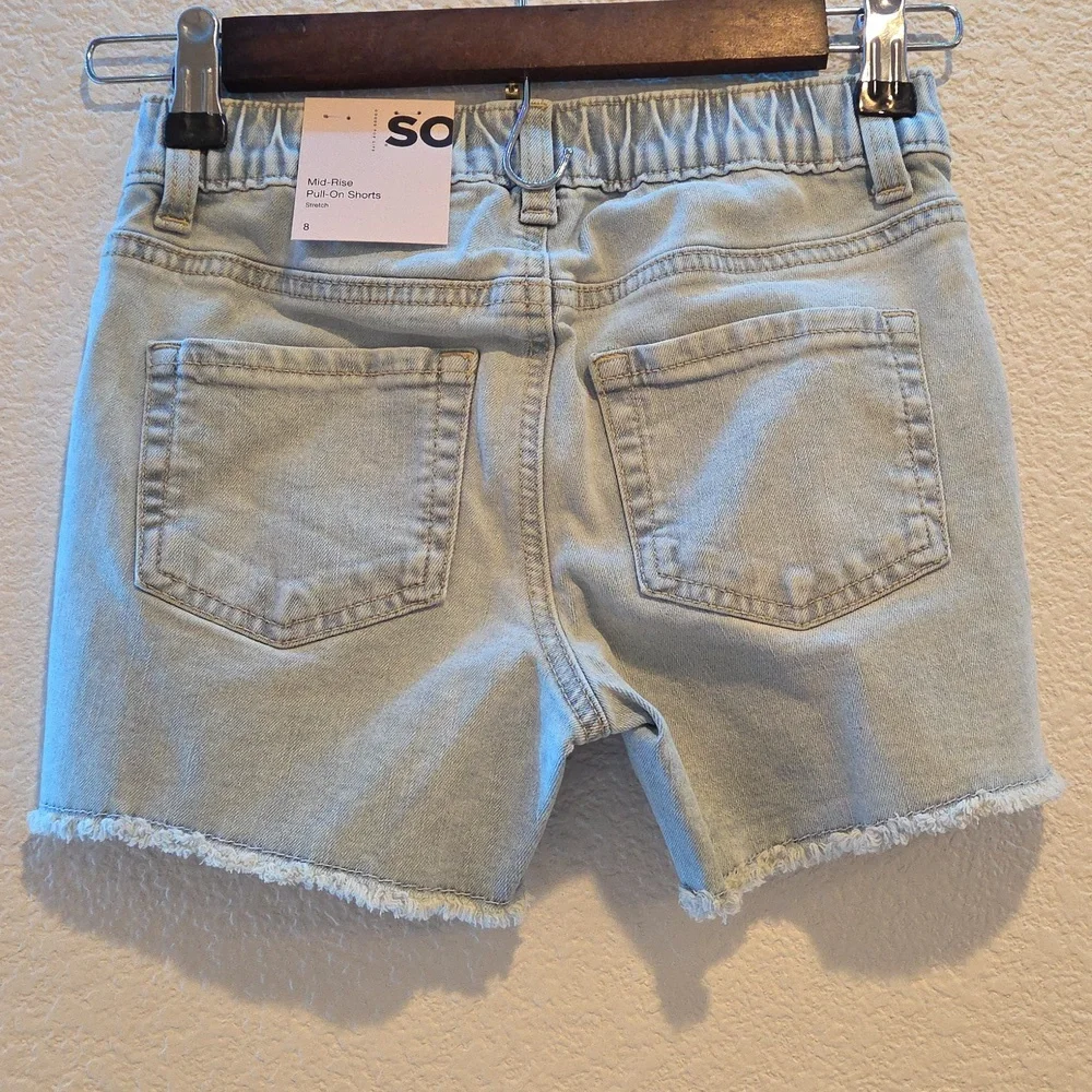 SO Shorts - Picture 2 of 7